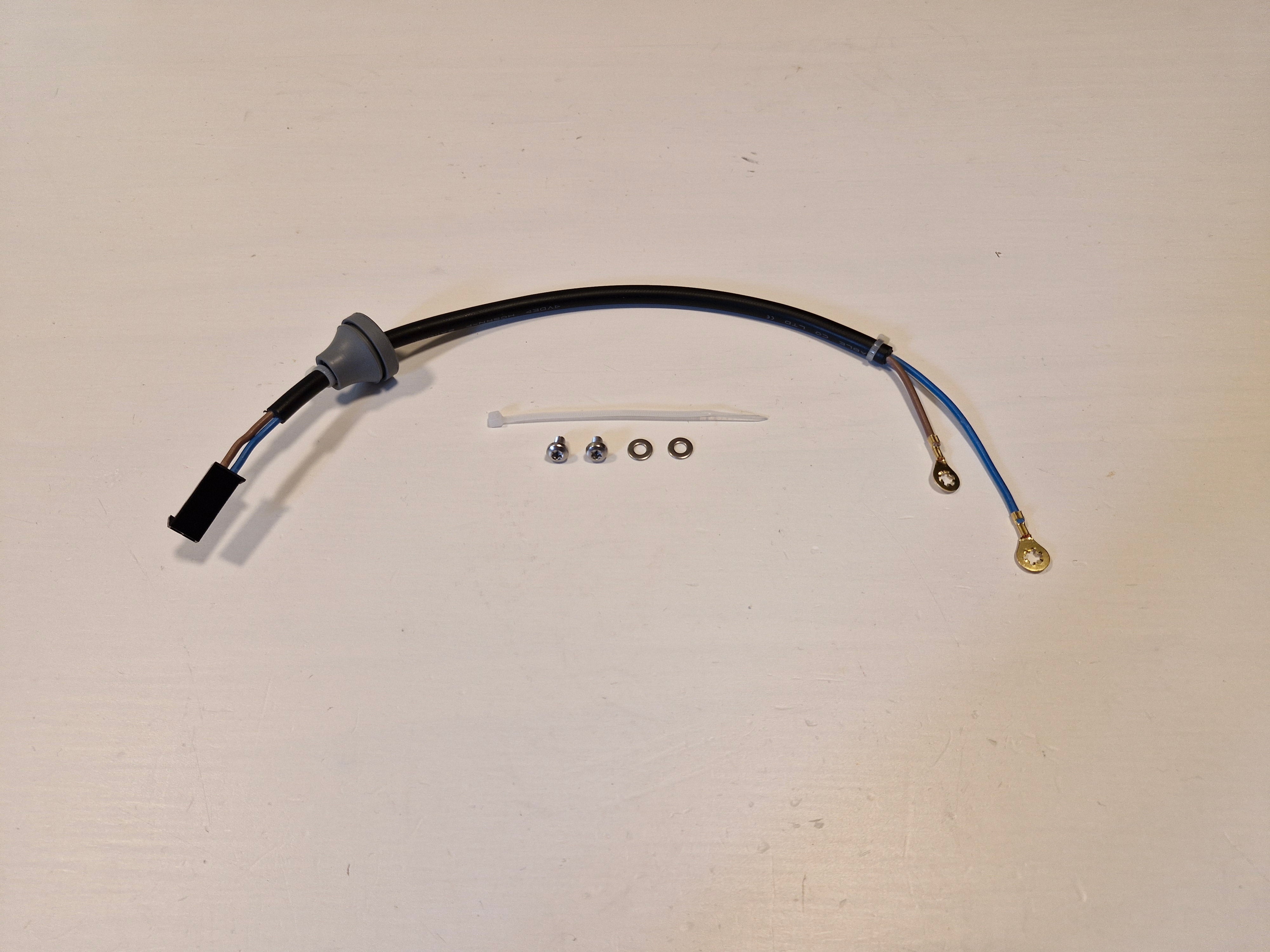 Cablaggio del connettore di ricarica con vite in acciaio inossidabile senza piastra di ricarica 310-550 (2015-2023)